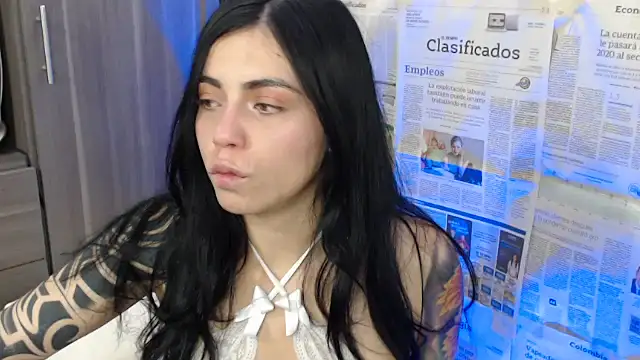 Snapshot of i_am_nina_ chatting on 4, 3, 2025 i am nina online show from 4, 3, 2025