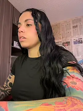 Snapshot of i_am_nina_ chatting on 19, 7, 2026 i am nina online show from 19, 7, 2026