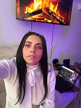 Snapshot of i_am_nina_ chatting on 23, 11, 2025 i am nina online show from 23, 11, 2025