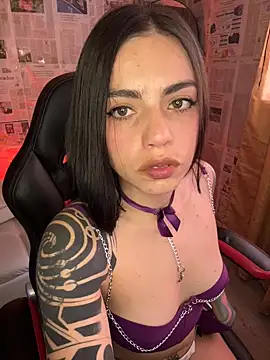 i am nina  online show from 12, 3, 2026