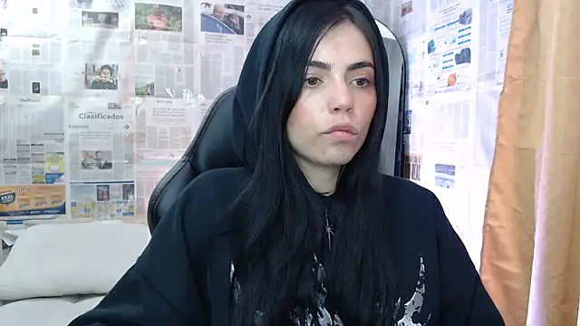 Snapshot of i_am_nina_ chatting on 28, 9, 2025 i am nina online show from 28, 9, 2025