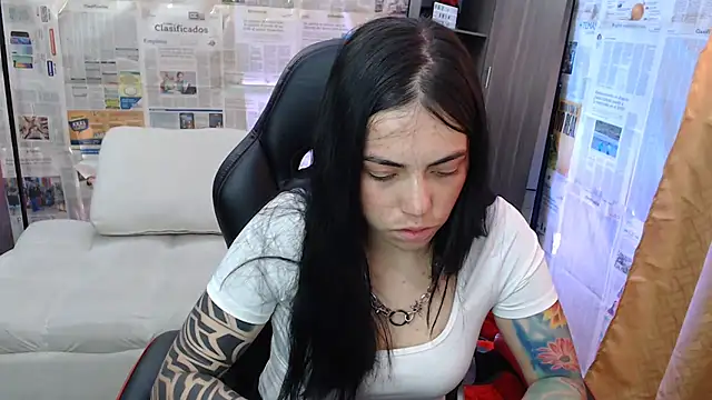 Snapshot of i_am_nina_ chatting on 25, 9, 2025 i am nina online show from 25, 9, 2025