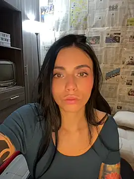 Snapshot of i_am_nina_ chatting on 19, 7, 2026 i am nina online show from 19, 7, 2026