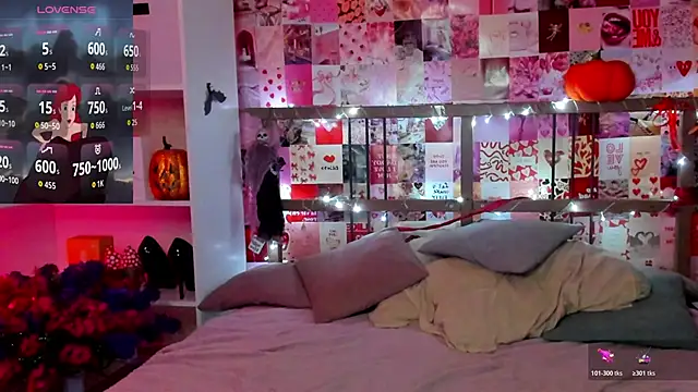 DiWalton online show from 4, 11, 2025