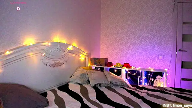 LillyMoure  online show from 17, 2, 2026