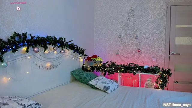 LillyMoure  online show from 8, 1, 2026