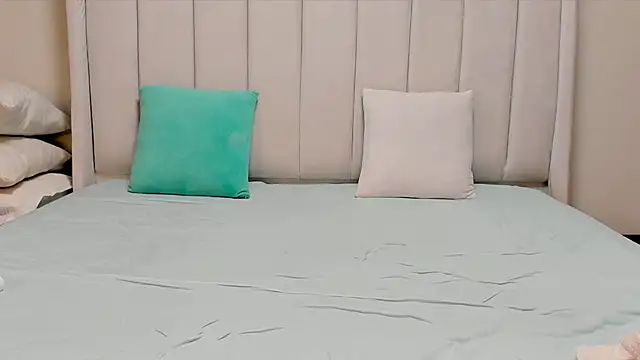  heavenlysent online show from 20, 4, 2026