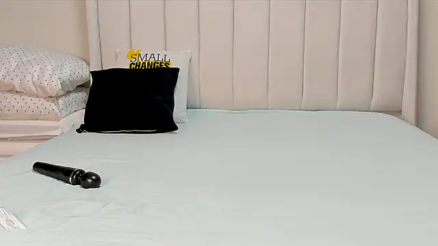 Snapshot of _heavenlysent chatting on 4, 3, 2026 heavenlysent online show from 4, 3, 2026