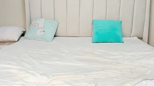 Snapshot of _heavenlysent chatting on 6, 2, 2026 heavenlysent online show from 6, 2, 2026