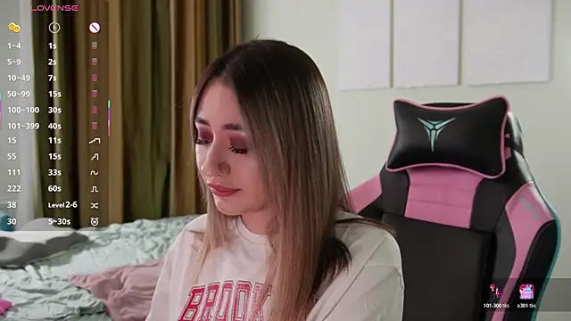 Fiona-Love online show from 15, 11, 2025