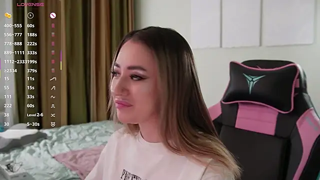 Fiona-Love online show from 23, 11, 2025