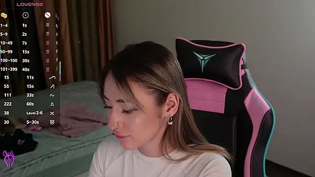 Fiona-Love online show from 31, 10, 2025