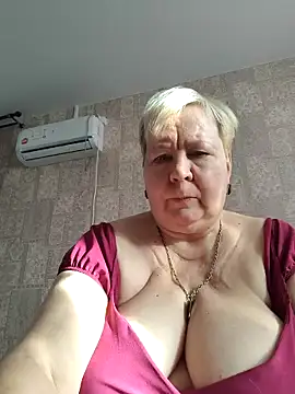 Snapshot of EffectFiona chatting on 13, 2, 2026 EffectFiona online show from 13, 2, 2026