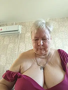 EffectFiona online show from 13, 5, 2026