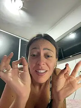 Snapshot of Gipoltergeist chatting on 18, 2, 2026 Gipoltergeist online show from 18, 2, 2026