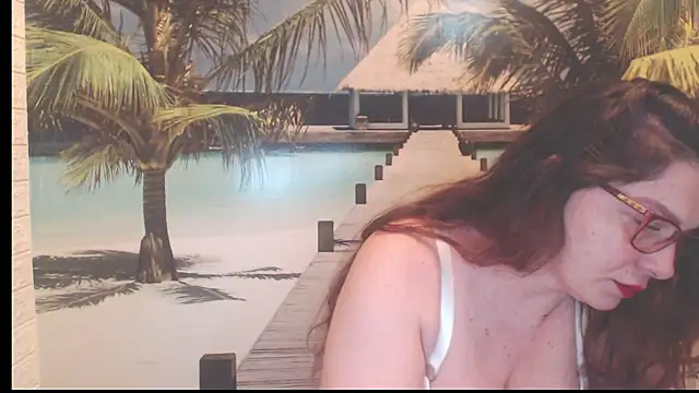 Queen  Natasha online show from 6, 1, 2026