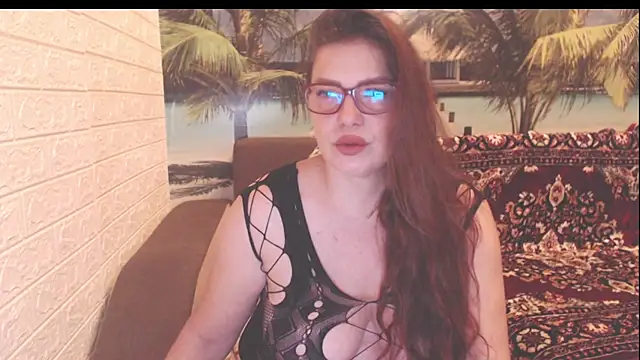 Queen  Natasha online show from 26, 10, 2025