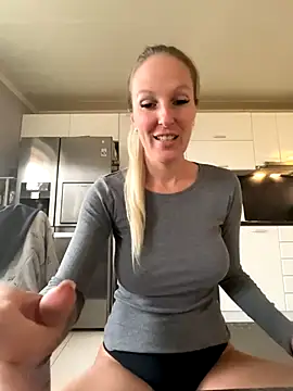 MaviePearl online show from 11, 10, 2025