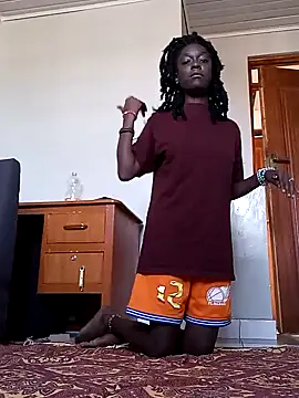 Prettybecs online show from 18, 1, 2025