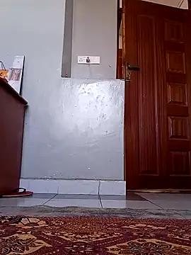 Prettybecs online show from 21, 1, 2025