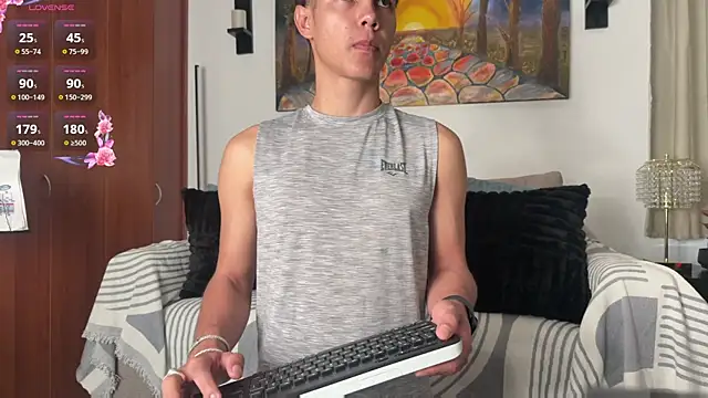 Adams ricci online show from 6, 7, 2026