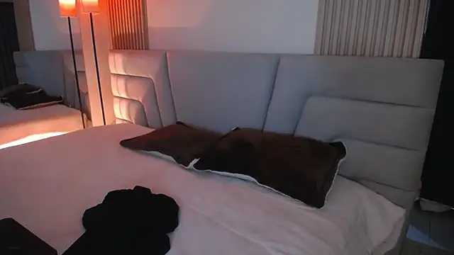 Miss Loise online show from 9, 2, 2026