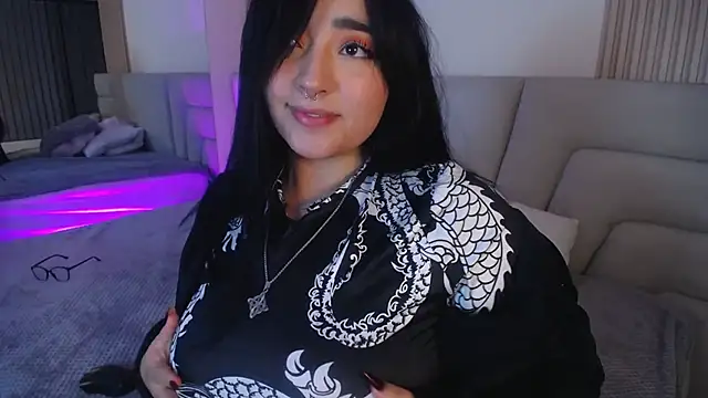 Miss Loise online show from 14, 11, 2025