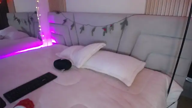 Miss Loise online show from 21, 12, 2025