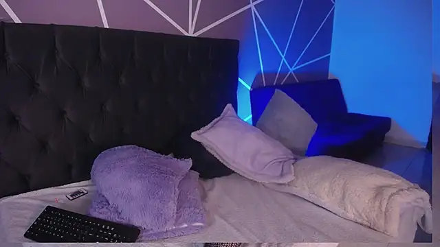 Miss Loise online show from 12, 3, 2025