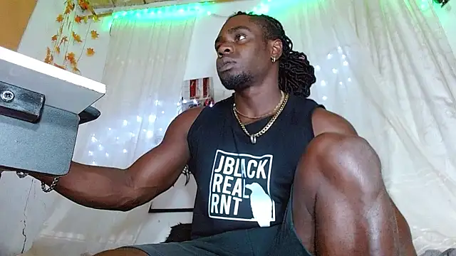 Snapshot of angel_bonbom chatting on 8, 4, 2026 angel bonbom online show from 8, 4, 2026