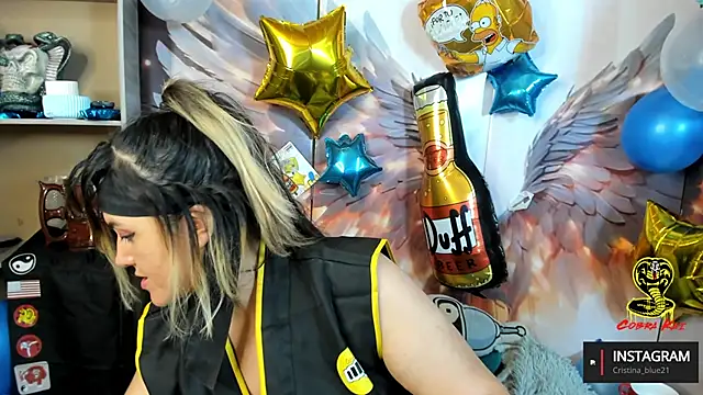 Snapshot of cristina_blu21 chatting on 27, 9, 2025 cristina blu21 online show from 27, 9, 2025