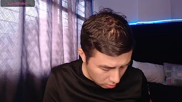 andrewmhilton  online show from 16, 9, 2025