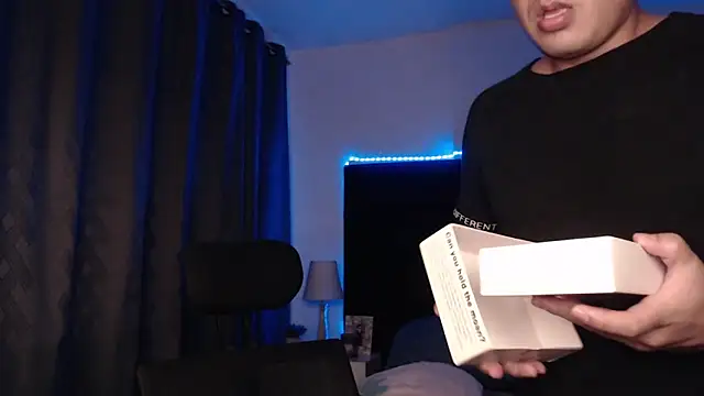 andrewmhilton  online show from 12, 5, 2026