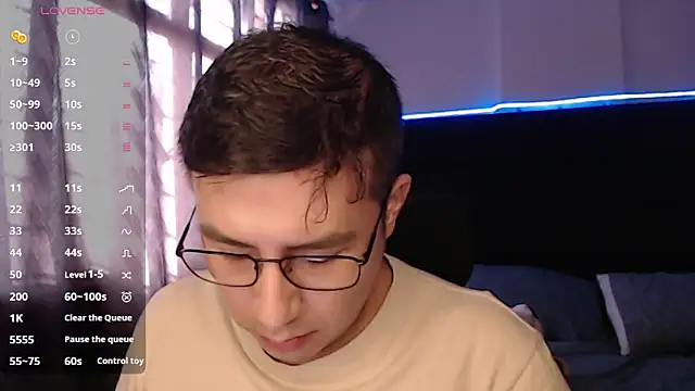 andrewmhilton  online show from 24, 9, 2025