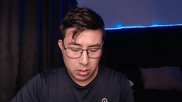 andrewmhilton  online show from 27, 3, 2026