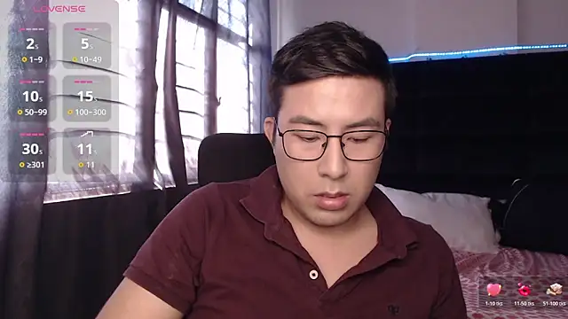 Snapshot of andrewmhilton_ chatting on 17, 2, 2026 andrewmhilton online show from 17, 2, 2026