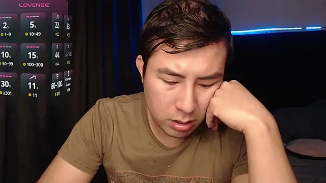 andrewmhilton  online show from 2, 12, 2025