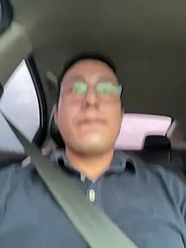 andrewmhilton  online show from 15, 4, 2026