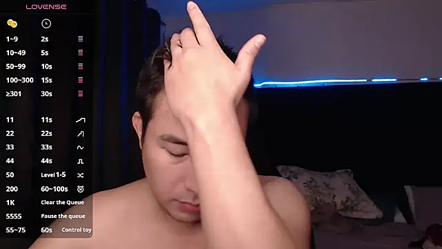 andrewmhilton  online show from 15, 11, 2025