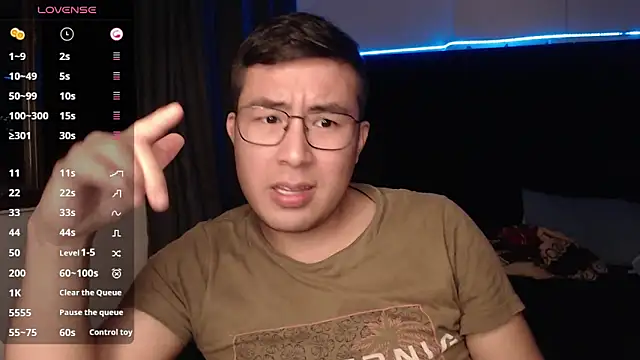 andrewmhilton  online show from 15, 10, 2025