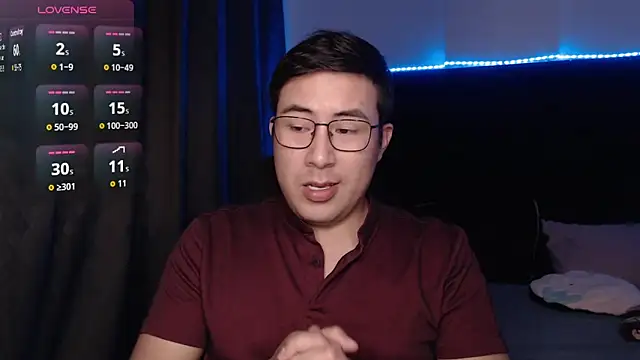 Snapshot of andrewmhilton_ chatting on 1, 3, 2026 andrewmhilton online show from 1, 3, 2026