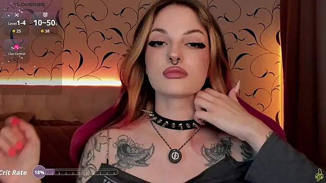 Snapshot of BratzieDarsie chatting on 1, 10, 2025 BratzieDarsie online show from 1, 10, 2025