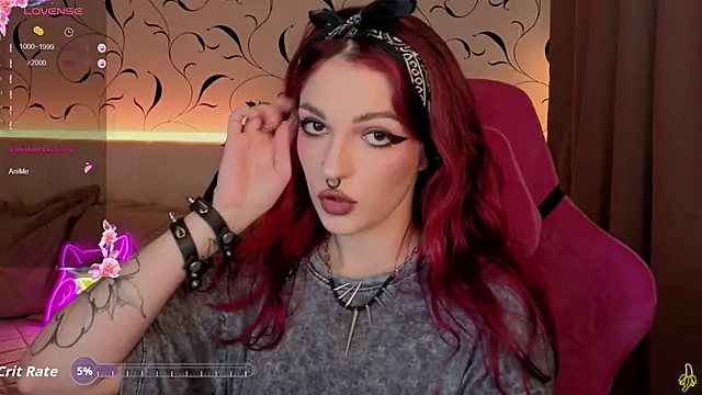 Snapshot of BratzieDarsie chatting on 2, 2, 2026 BratzieDarsie online show from 2, 2, 2026