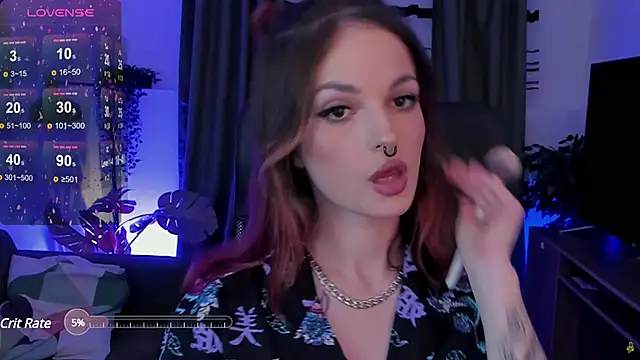 Snapshot of BratzieDarsie chatting on 10, 3, 2025 BratzieDarsie online show from 10, 3, 2025