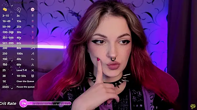 Snapshot of BratzieDarsie chatting on 4, 12, 2025 BratzieDarsie online show from 4, 12, 2025