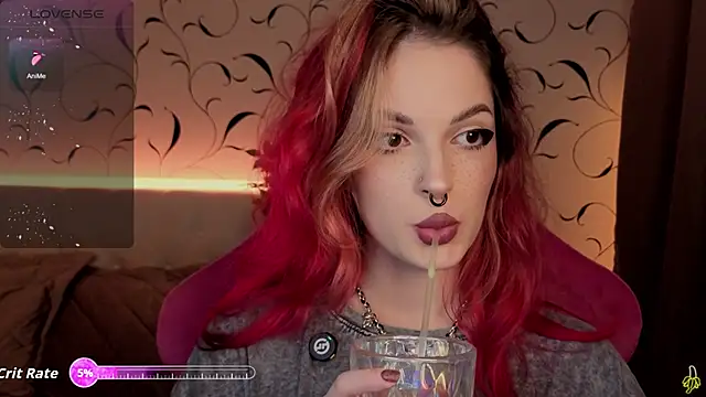 Snapshot of BratzieDarsie chatting on 3, 11, 2025 BratzieDarsie online show from 3, 11, 2025