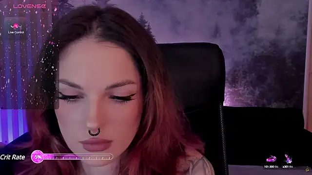 Snapshot of BratzieDarsie chatting on 11, 3, 2025 BratzieDarsie online show from 11, 3, 2025