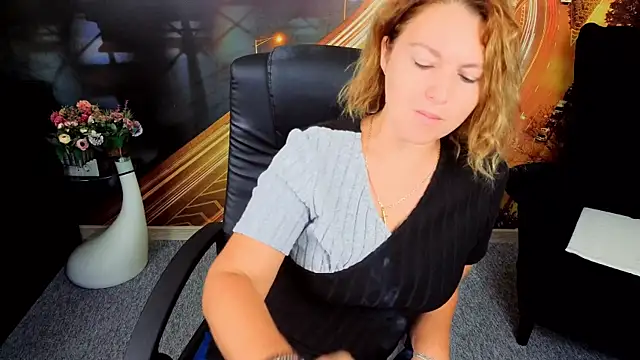 EmmaxPark online show from 23, 9, 2025