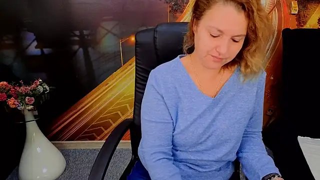 EmmaxPark online show from 4, 12, 2025