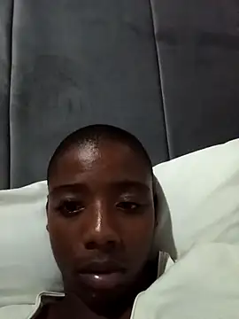 Snapshot of BLACK_BOTTOM03 chatting on 5, 1, 2026 BLACK BOTTOM03 online show from 5, 1, 2026